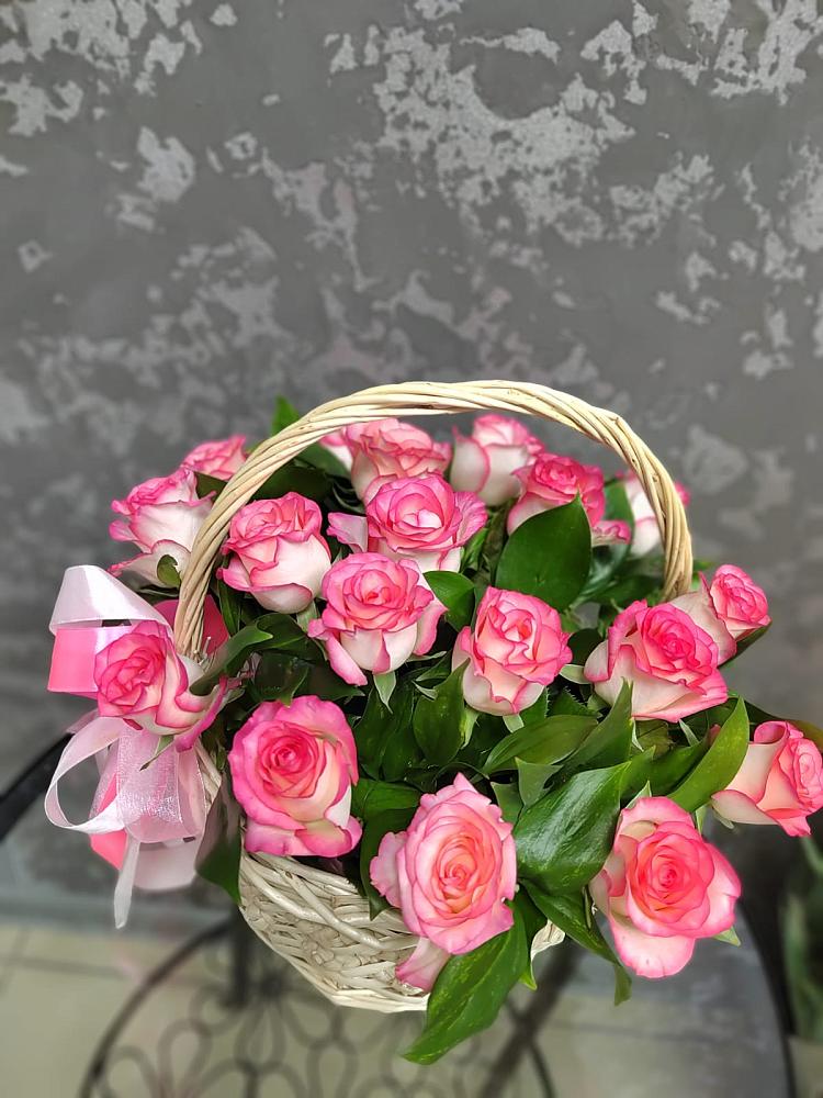 Цветочная композиция из Розы в корзине в Шеметово Сергиево-Посадского района