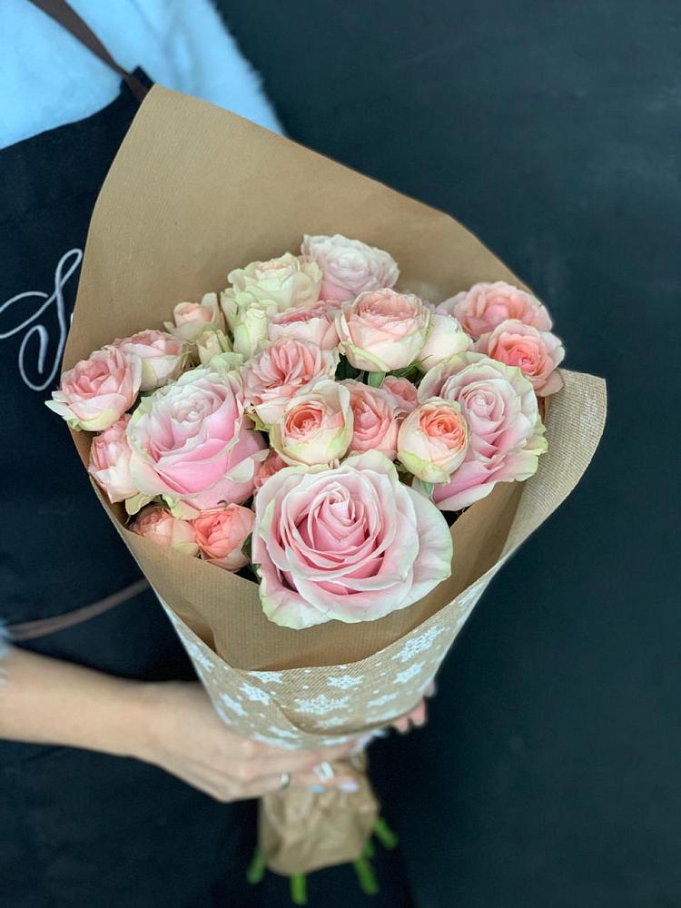 Букет цветов из: Хризантемы и Розы в Шеметово Сергиево-Посадского района