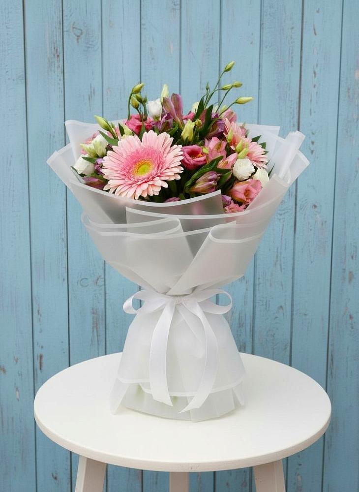 Букет цветов из: Герберы, Альстромерии и Лизиантусы в Шеметово Сергиево-Посадского района