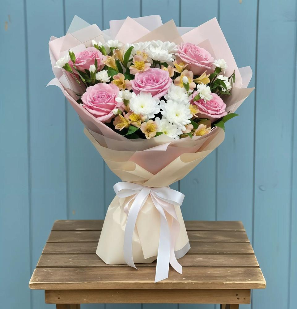 Букет цветов из: Гвоздики, Орхидеи и Розы в Шеметово Сергиево-Посадского района