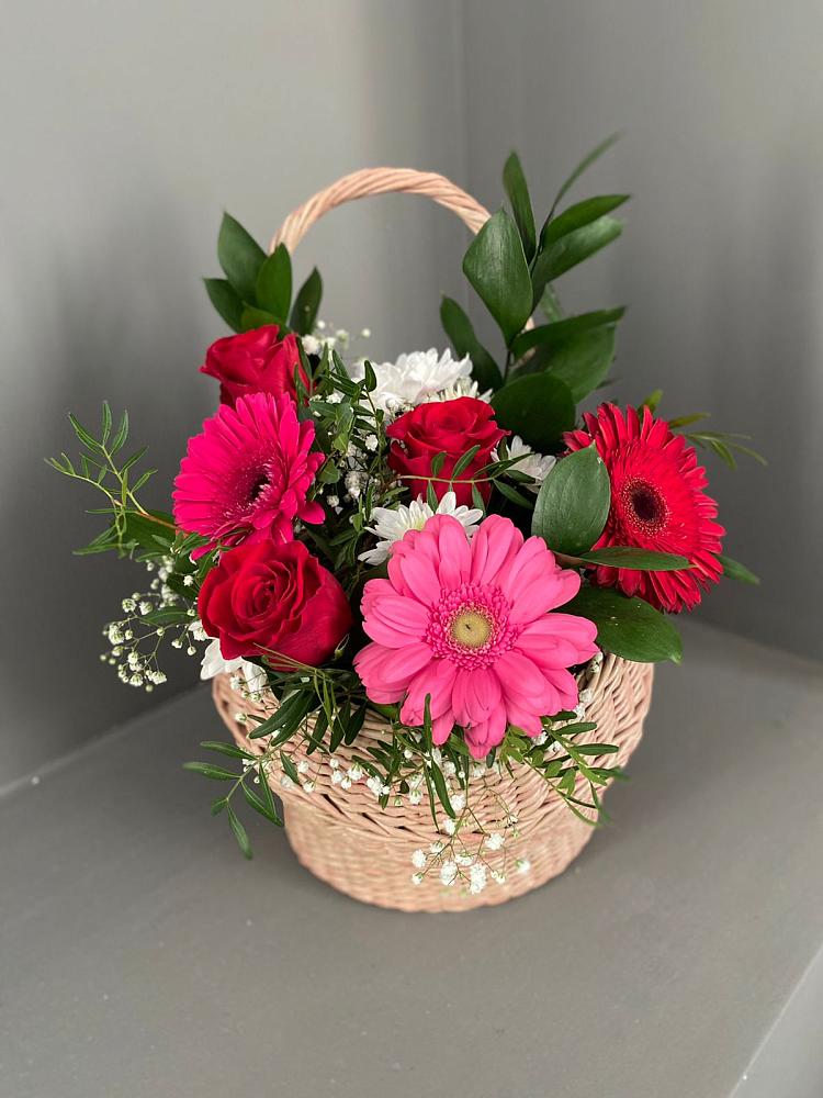 Цветочная композиция из Розы, Хризантемы и Герберы в корзине в Шеметово Сергиево-Посадского района