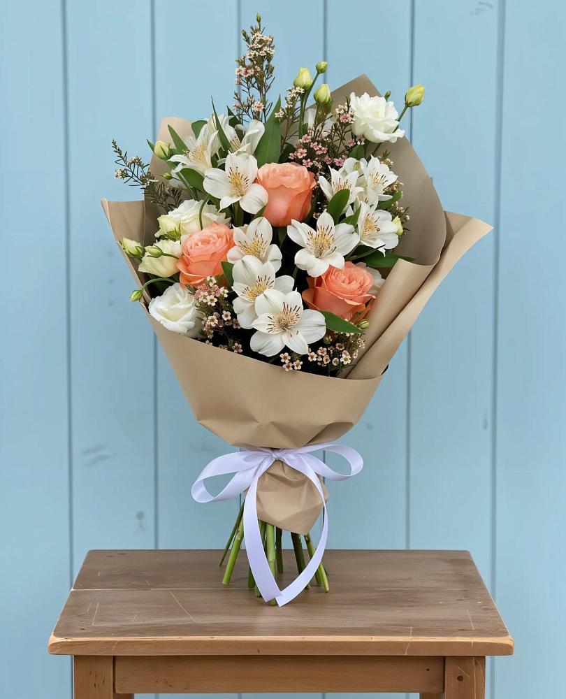 Букет цветов из: Альстромерии, Лизиантусы, Розы и Хризантемы в Шеметово Сергиево-Посадского района