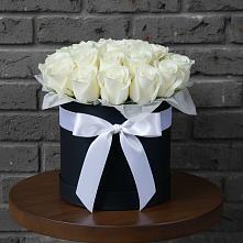 Цветочная композиция из Розы в шляпной коробке в Шеметово Сергиево-Посадского района